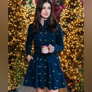 Kiel James Patrick Flannel Holly Embroidered Dress S